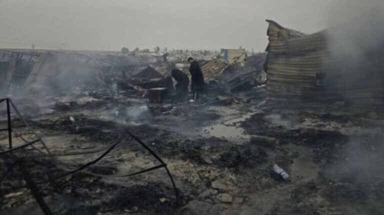 KURDISTAN. Incendie dans un camp de réfugiés à Zakho