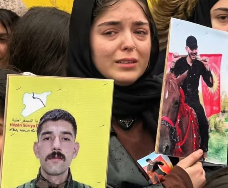 « Kobanê nous regarde »