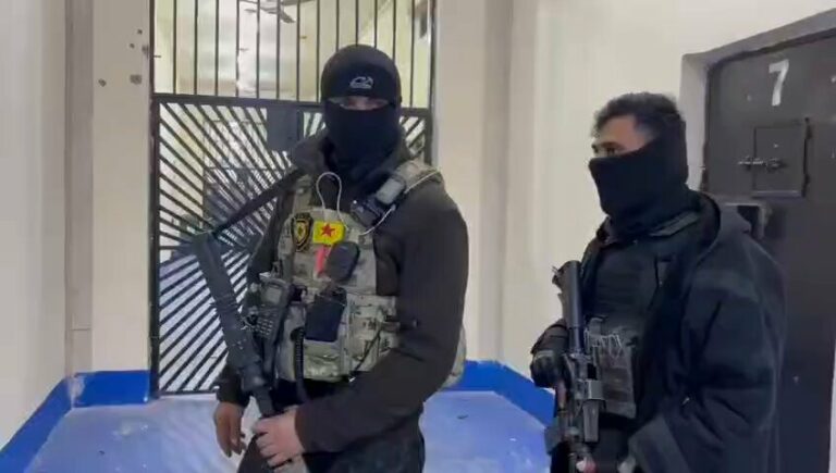 SYRIE. Les gardes kurdes de la prison d&rsquo;al-Aqtan assiégés par les gangs de Damas