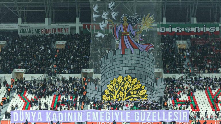 Amedspor : Quand le stade devient le cœur battant du 8 mars