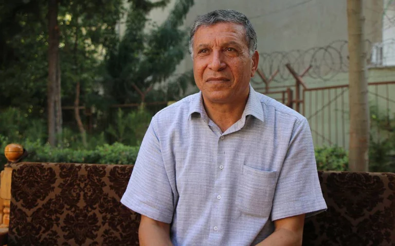 TURQUIE. 14 mois de prison pour un journaliste kurde qui critiquait Erdoğan après la mort d’un confrère