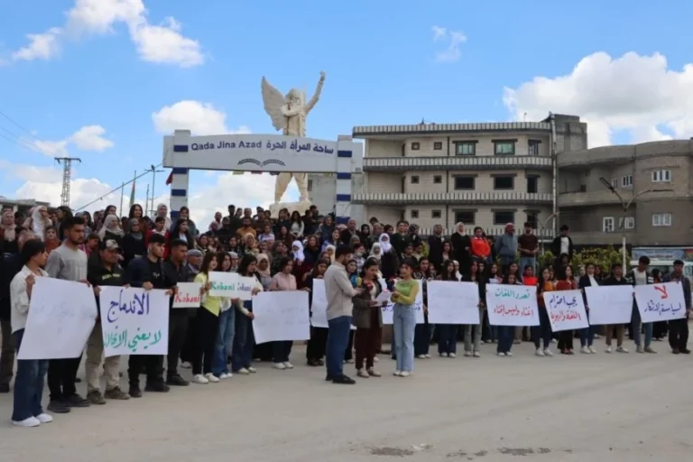 Kobanê : Les Kurdes dénoncent la marginalisation et l’arabisation rampante imposées par Damas