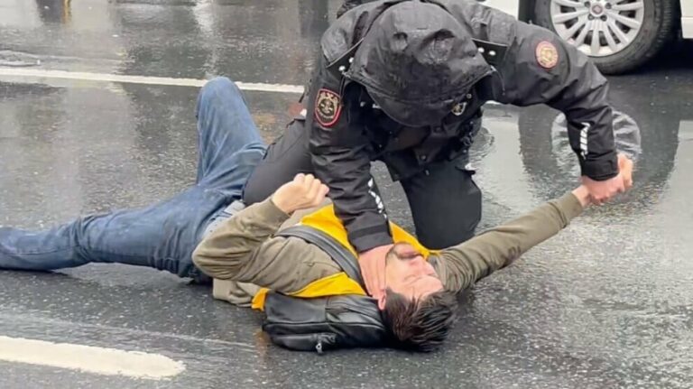 TURQUIE. Rafles massives pendant la mobilisation du 1er mai à Istanbul