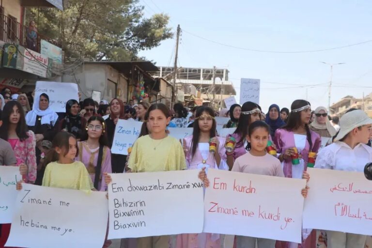 Le Rojava boycotte l&rsquo;école où l&rsquo;enseignement kurde n&rsquo;est plus